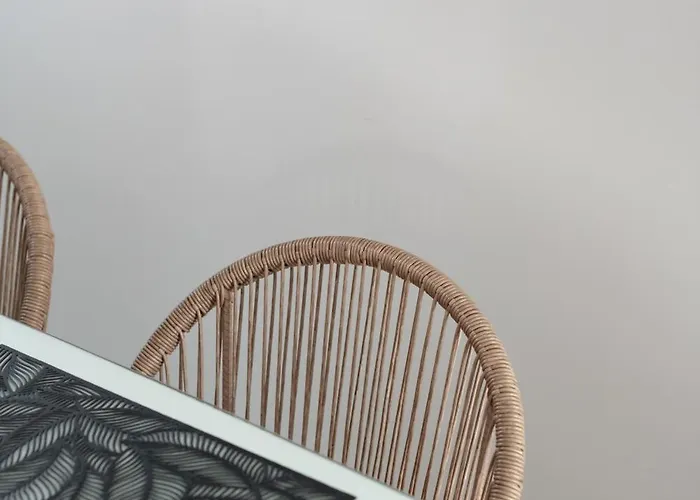 Casa Piedra * 科尼尔-德拉弗龙特拉